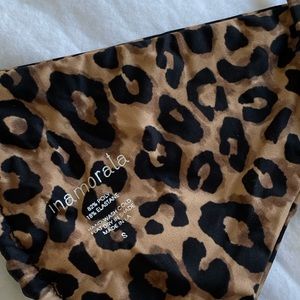 Inamorata Swim - Leopard print bikini top